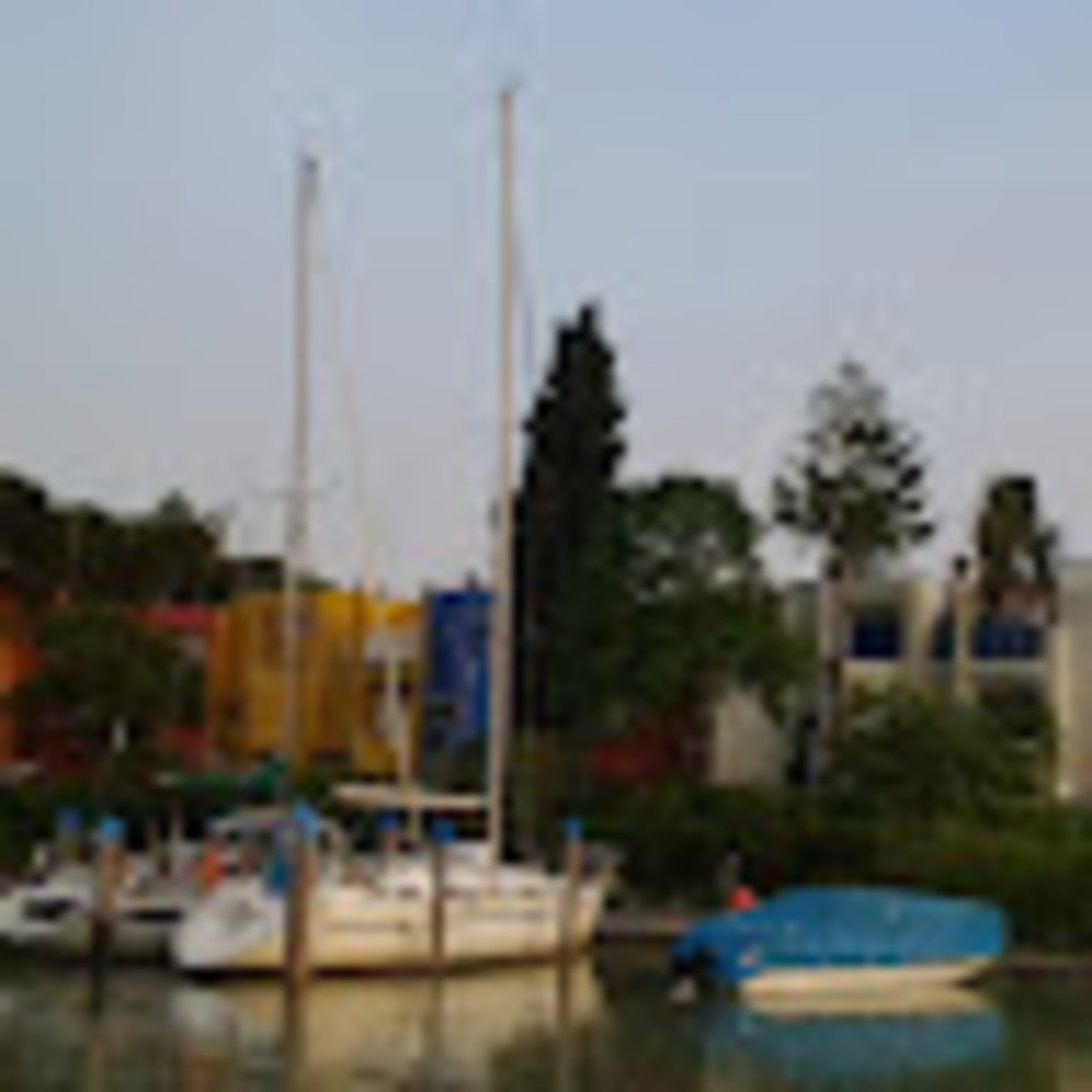 Meet your Posher, Linda